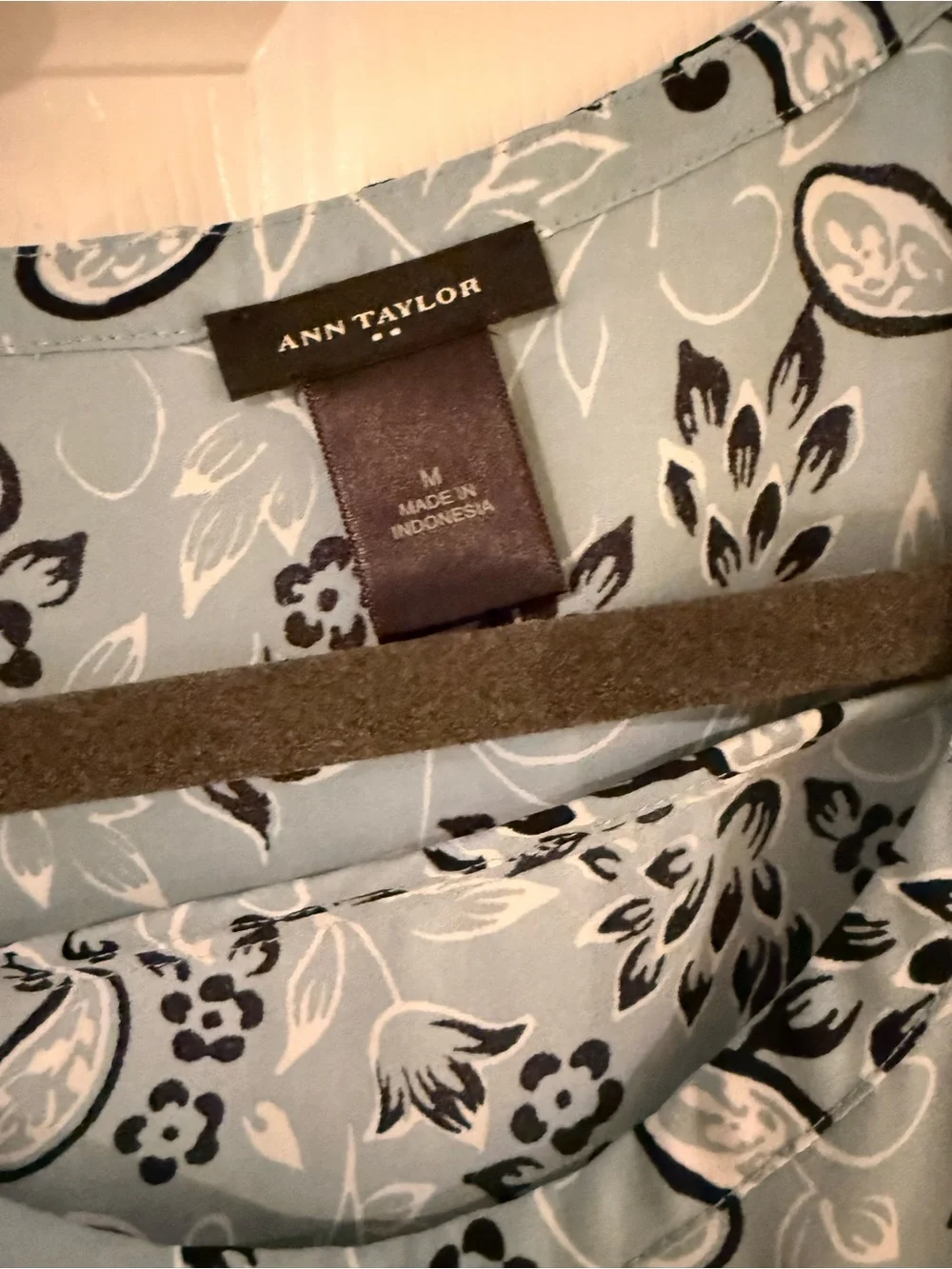 Ann Taylor Light Blue Paisley & Floral Sleeveless Blouse